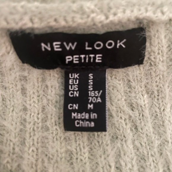 New Look Petite fluffy ribbed cardigan in light green - Picture 5 of 5
